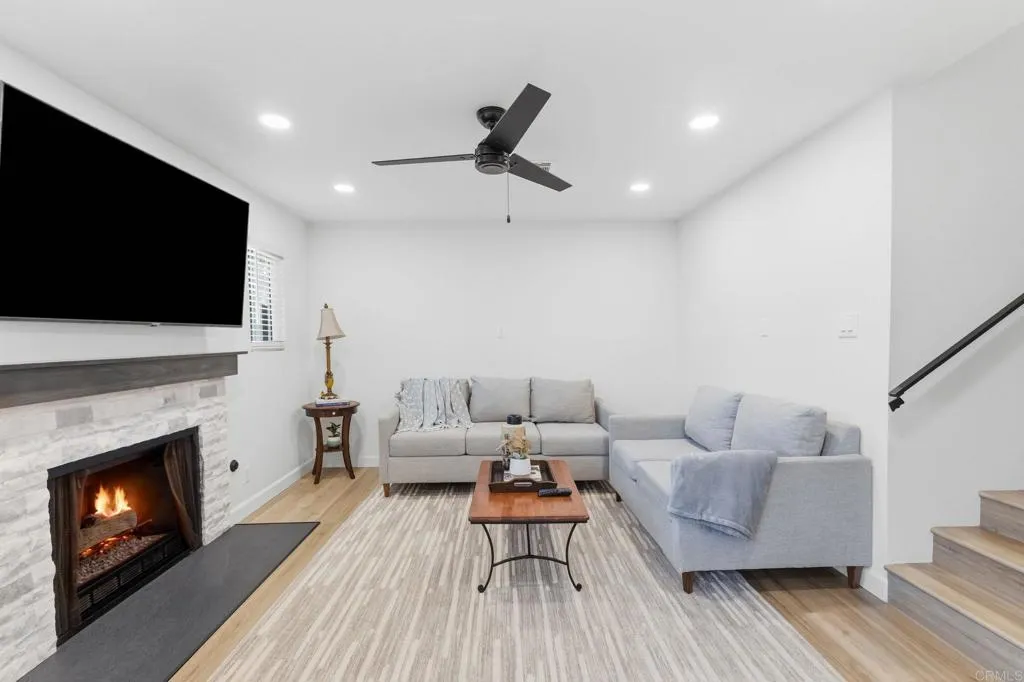 https://cdn.realtyfeed.com/cdn/127/306788927/d93df278d41e62ffca8dd77a2bb312d0.webp