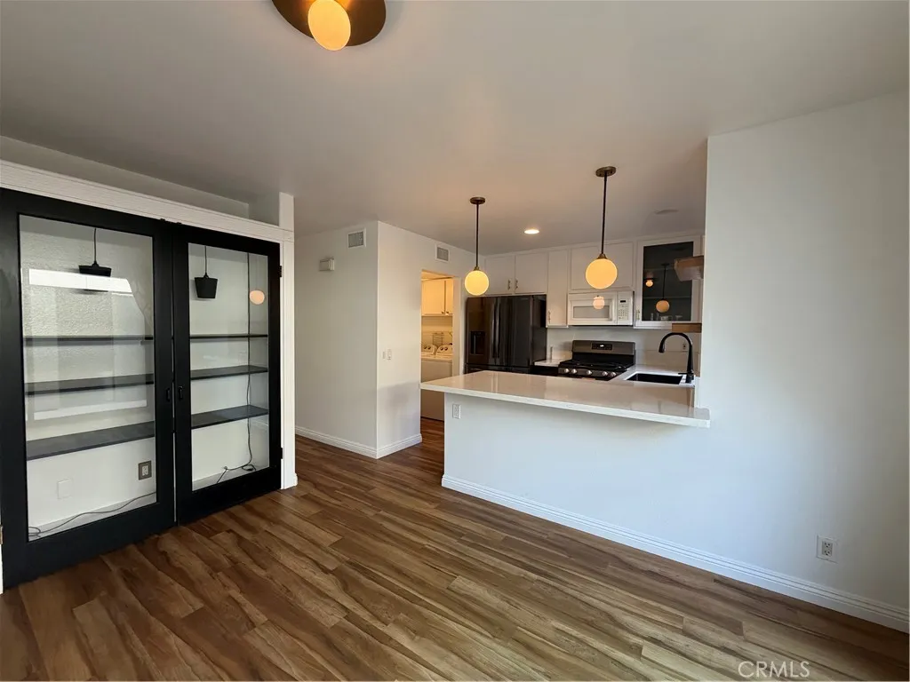 Newport Beach, CA 92663