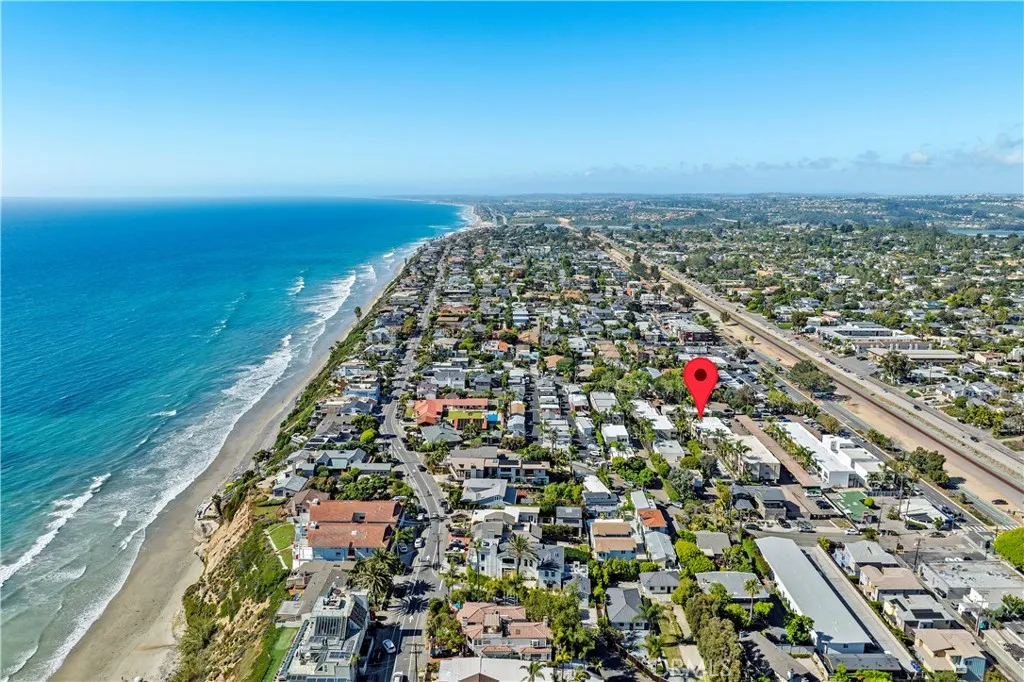 127 W Glaucus Street Unit B, Encinitas, CA 92024 - Photo 2 of 25, Encinitas, CA