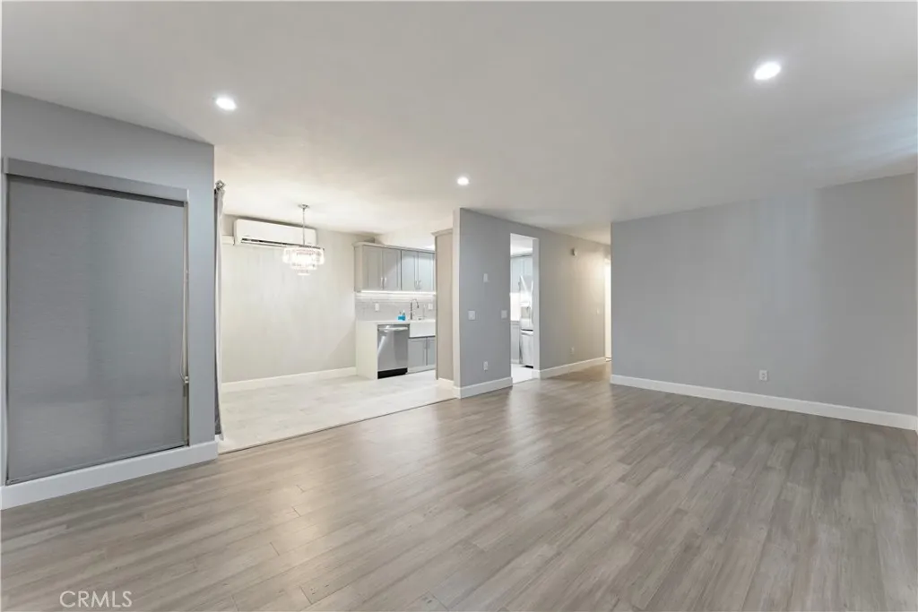 Photo #9: IV26174174 Listing: Photo #9