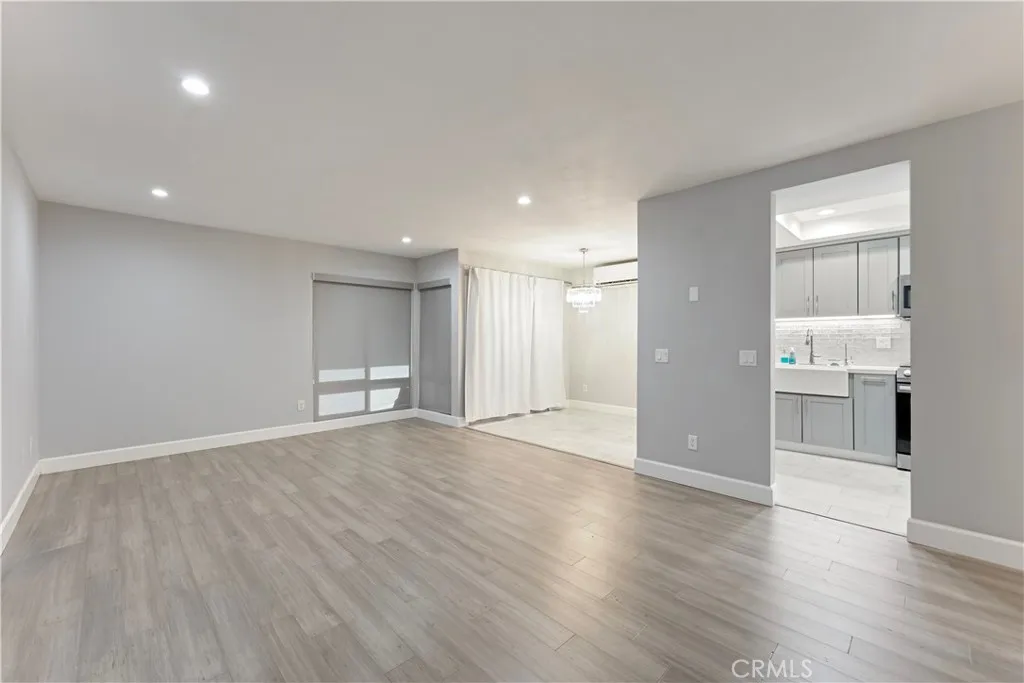 Photo #6: IV26174174 Listing: Photo #6