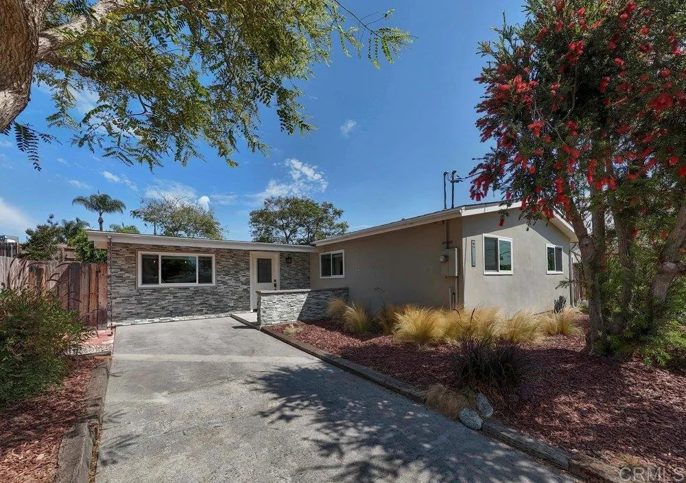 5174 Acuna Street, San Diego, CA 92117 - Photo 3 of 27, San Diego, CA