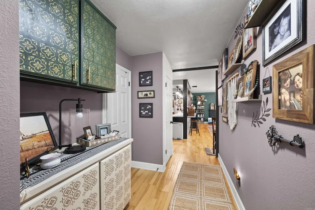 https://cdn.realtyfeed.com/cdn/127/306789044/96f148f33ea59256aa50f5714d5ffac0.webp