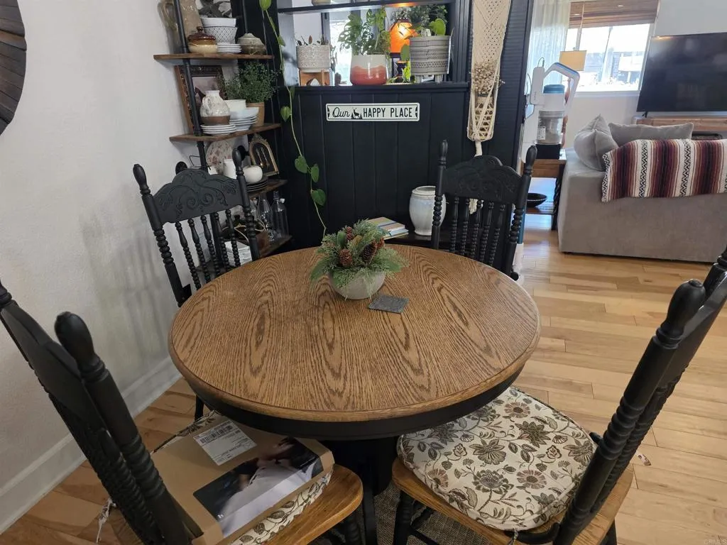 https://cdn.realtyfeed.com/cdn/127/306789044/b2e544875b976f76eeffbc840a9b2d17.webp
