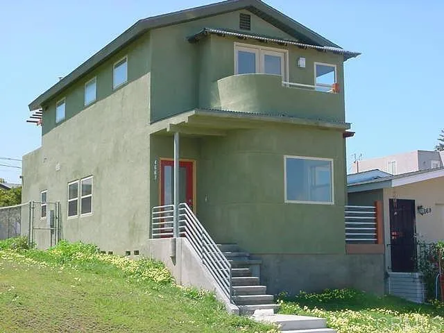 4667 Del Monte Avenue, San Diego, CA 92107 - Photo 2 of 19, San Diego, CA