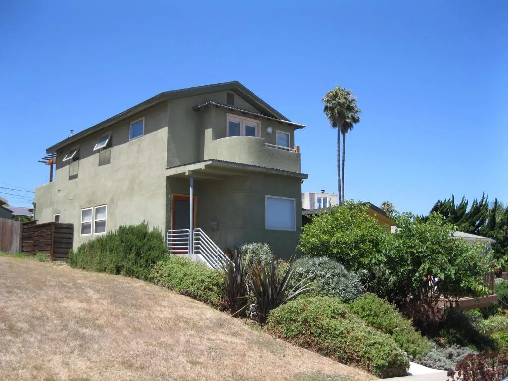 4667 Del Monte Avenue, San Diego, CA 92107 - Main photo, San Diego, CA