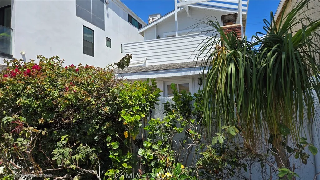 Newport Beach, CA 92663
