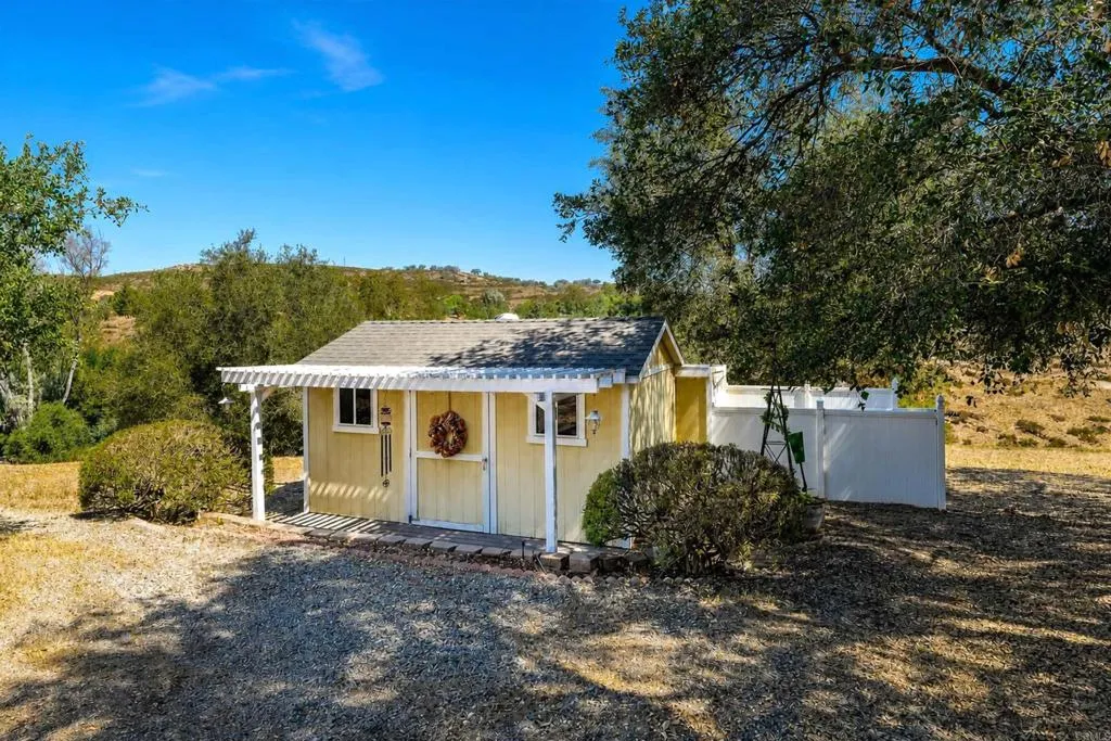 https://cdn.realtyfeed.com/cdn/127/306789140/418a113f5ed40ac18deb99902e4180d0.webp