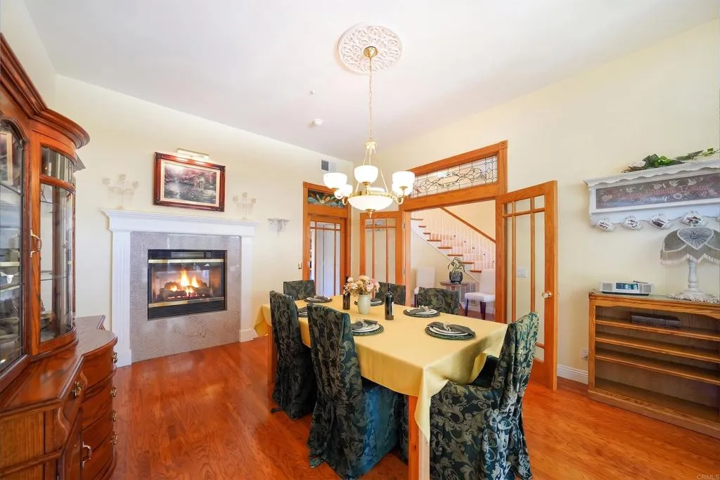 https://cdn.realtyfeed.com/cdn/127/306789140/8cbee29aacda387350768e94f4f24150.webp