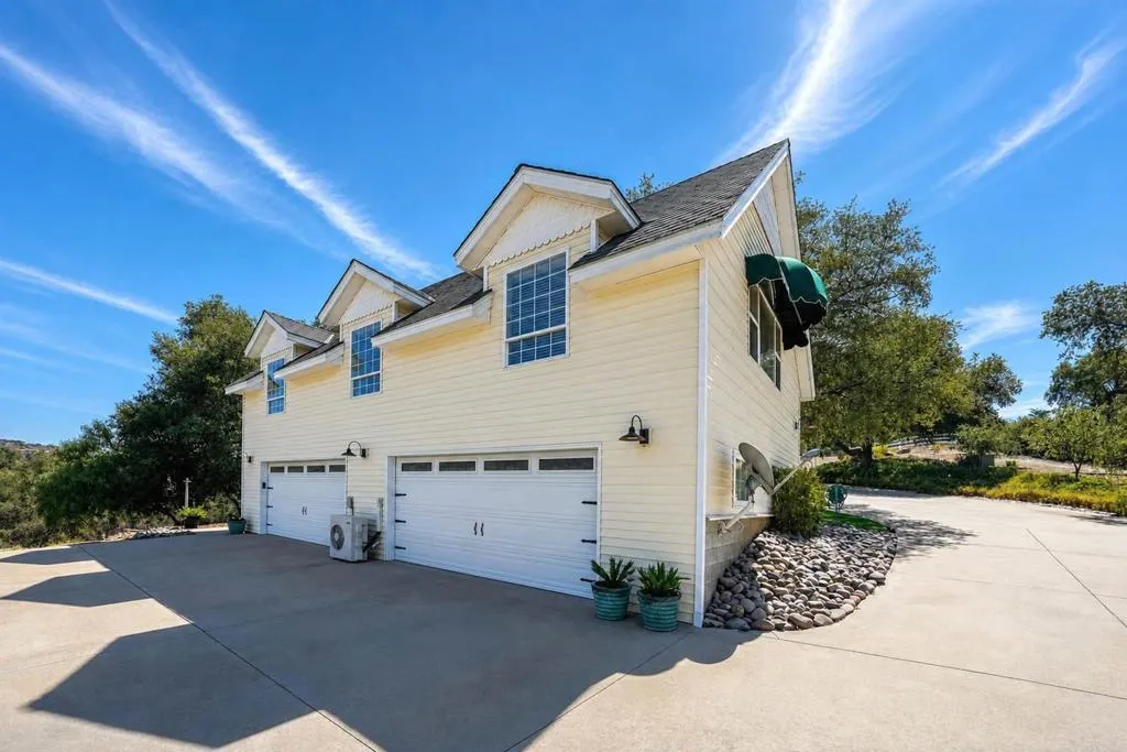 https://cdn.realtyfeed.com/cdn/127/306789140/92349097c020dbf0a1bf18bef81100d4.webp