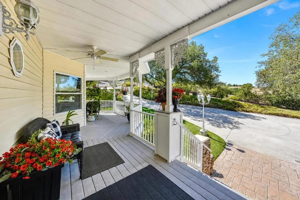 https://cdn.realtyfeed.com/cdn/127/306789140/adffc44a13eb8175cc6714fe532caddc.webp