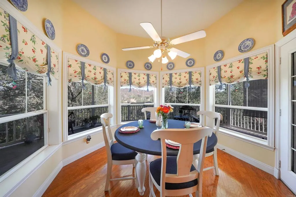 https://cdn.realtyfeed.com/cdn/127/306789140/b0f9db63378409c0b030c626ca56ad56.webp
