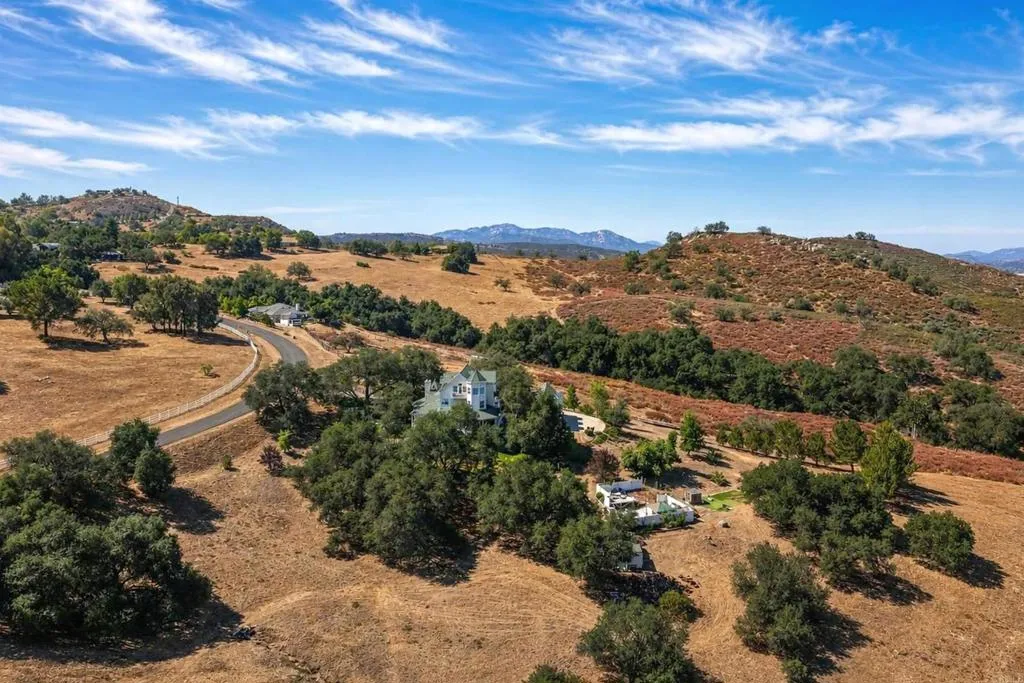 https://cdn.realtyfeed.com/cdn/127/306789140/b1cf2dd6c5476cbdce9aab4454e2ce1e.webp