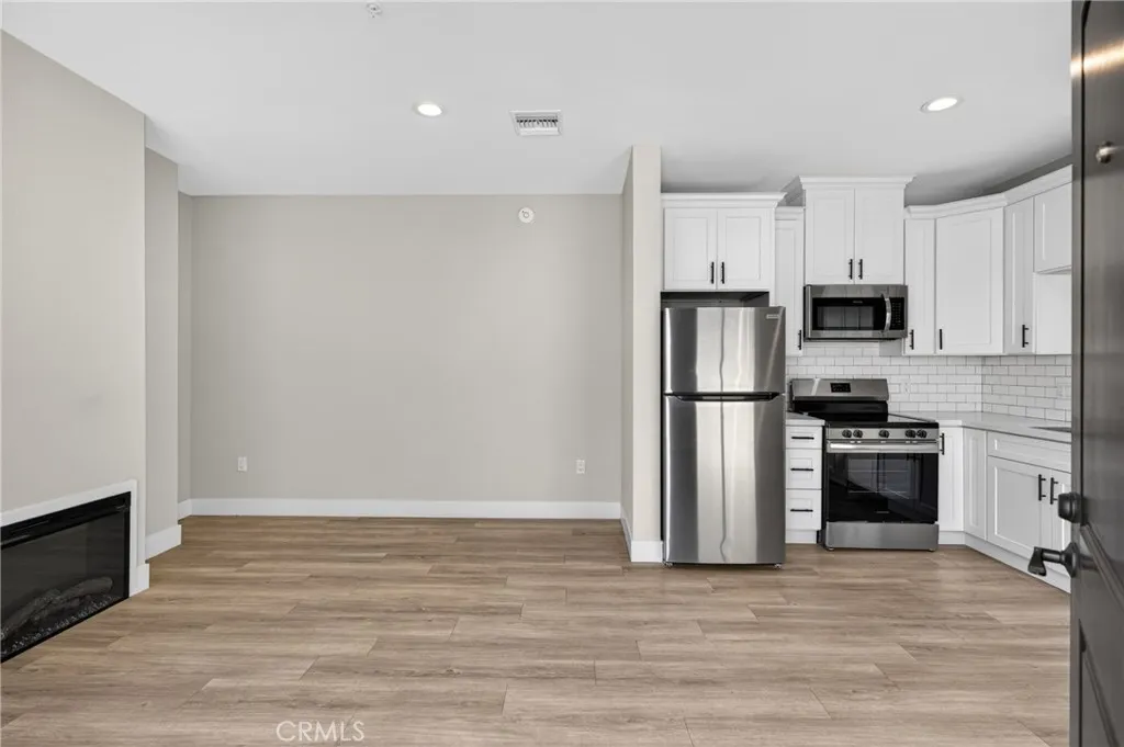 North Hills, CA 91343