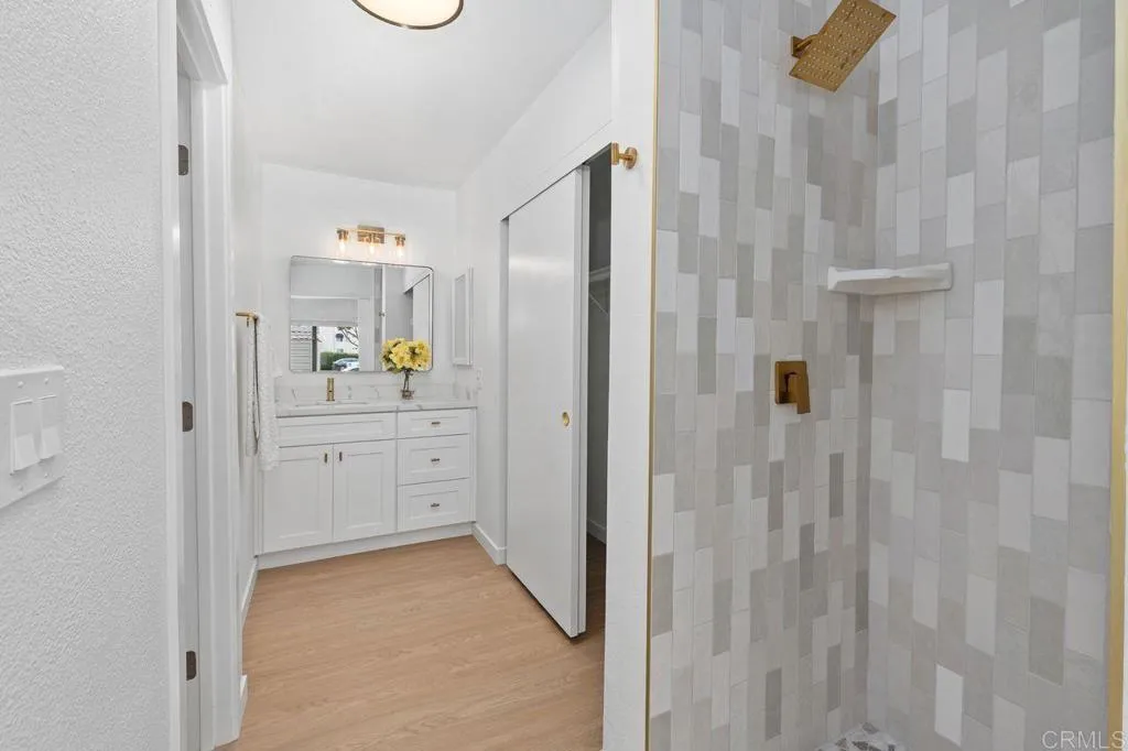 Photo #9: PTP2606060 Listing: Photo #9