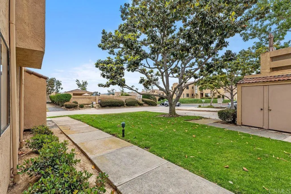 7999 Caminito Dia Unit 1, San Diego, CA 92122 - Photo 3 of 36, San Diego, CA