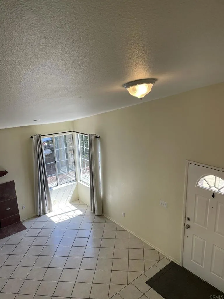 326 Old Stage Court, Fallbrook, CA 92028 - Photo 5 of 25, Fallbrook, CA