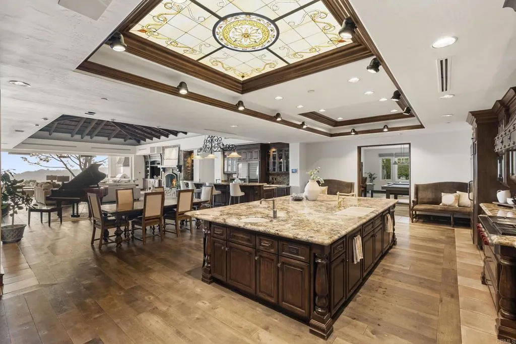 4704 El Mirar, Rancho Santa Fe, CA 92067 - Photo 5 of 22, Rancho Santa Fe, CA