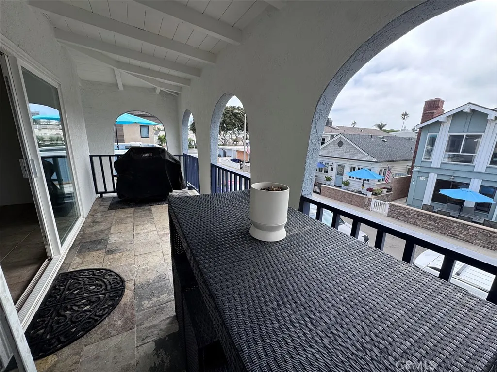 Newport Beach, CA 92663