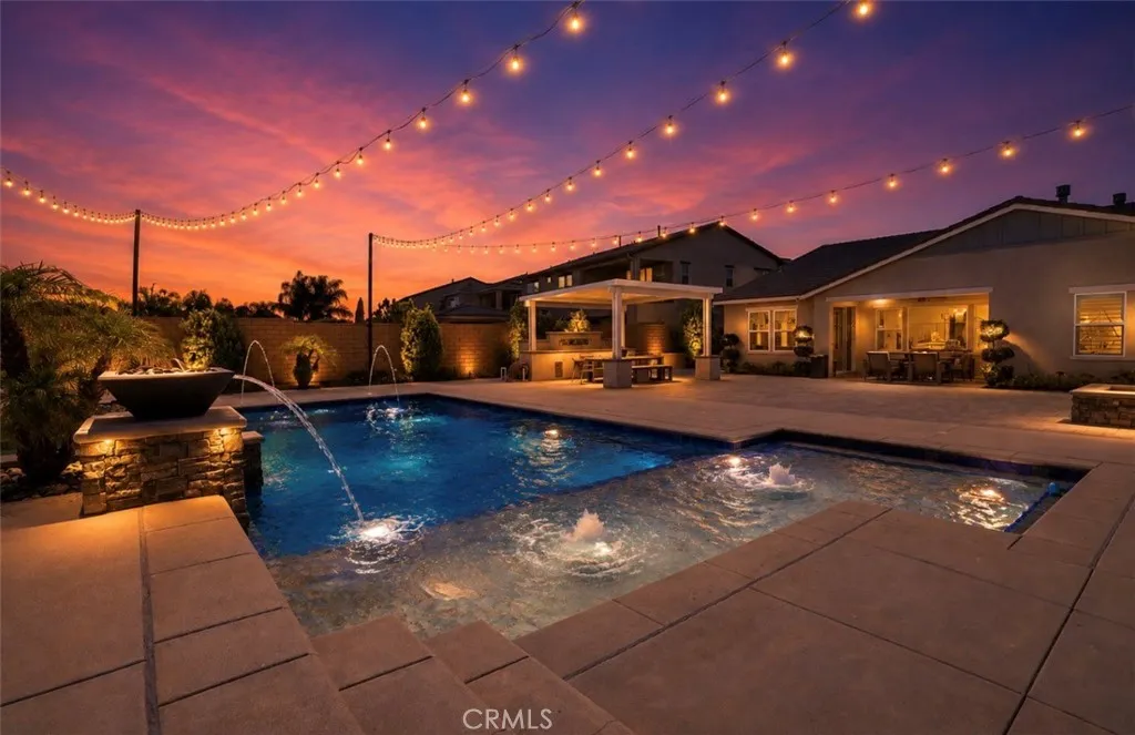 Corona, CA 92882