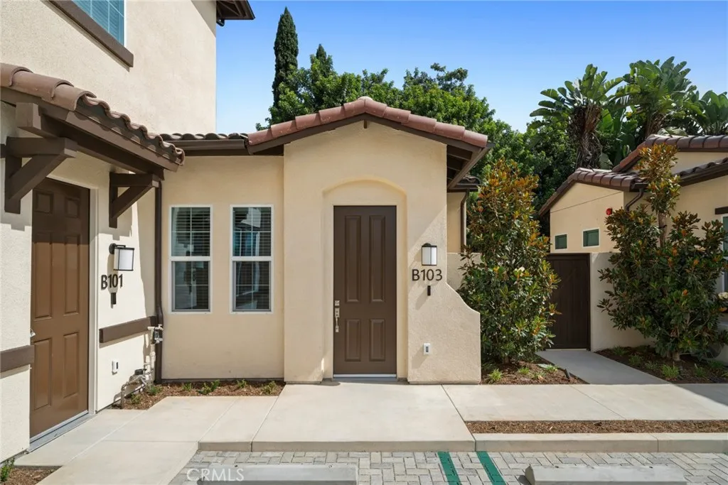Costa Mesa, CA 92627