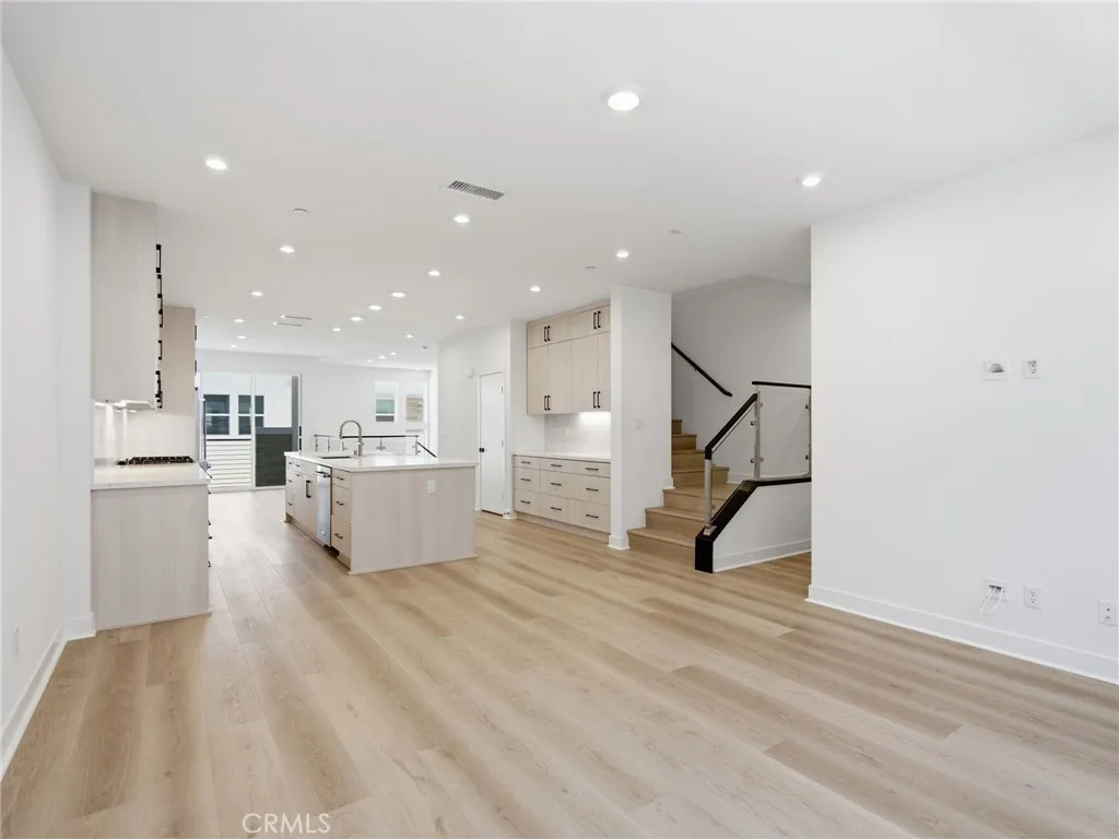 Photo #7: OC26174841 Listing: Photo #7