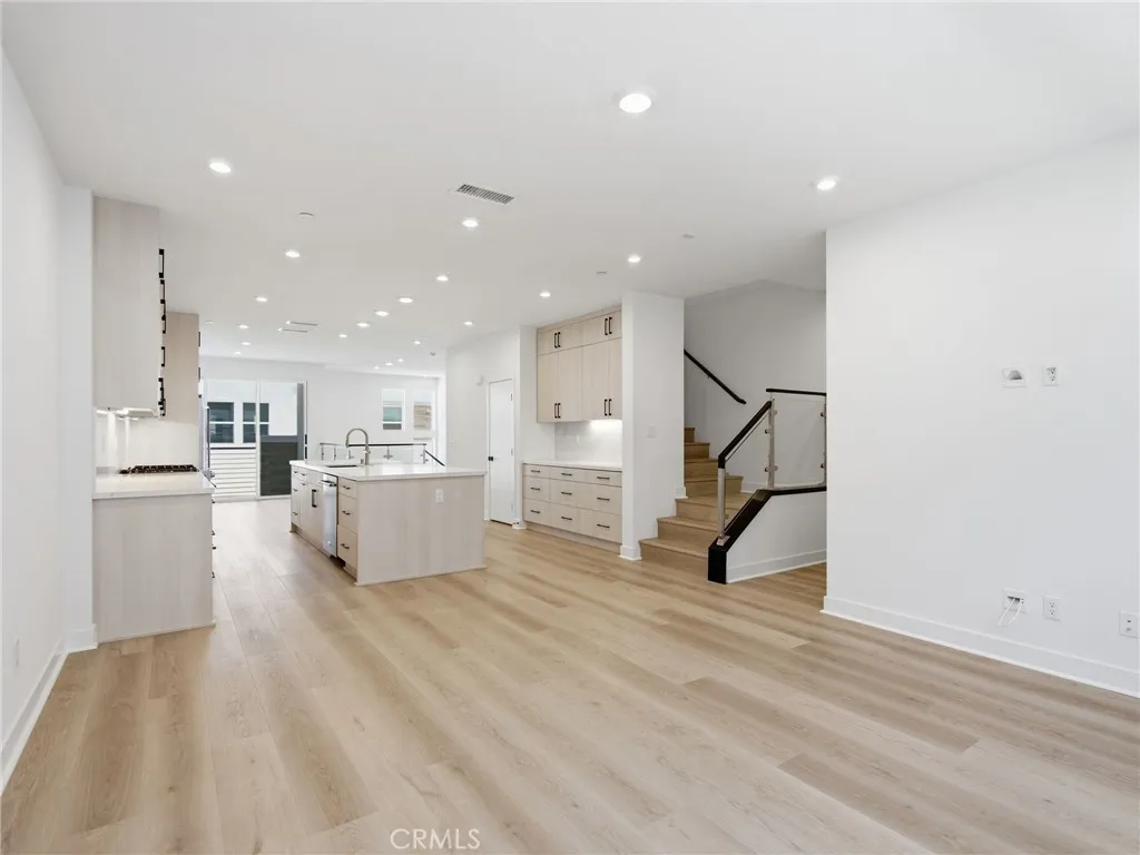 Photo #6: OC26174841 Listing: Photo #6