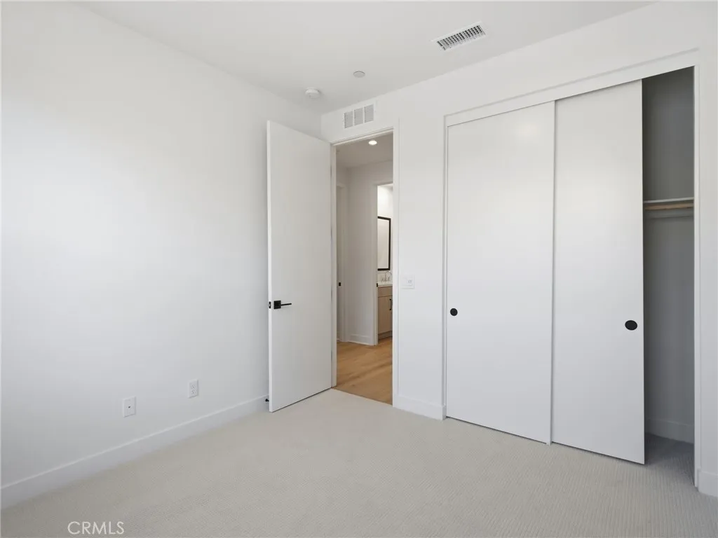 Photo #16: OC26174841 Listing: Photo #16
