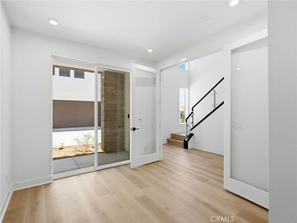 Photo #8: OC26174841 Listing: Photo #8