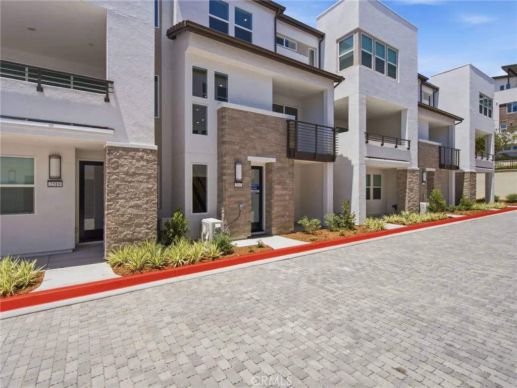 Photo #28: OC26174841 Listing: Photo #28
