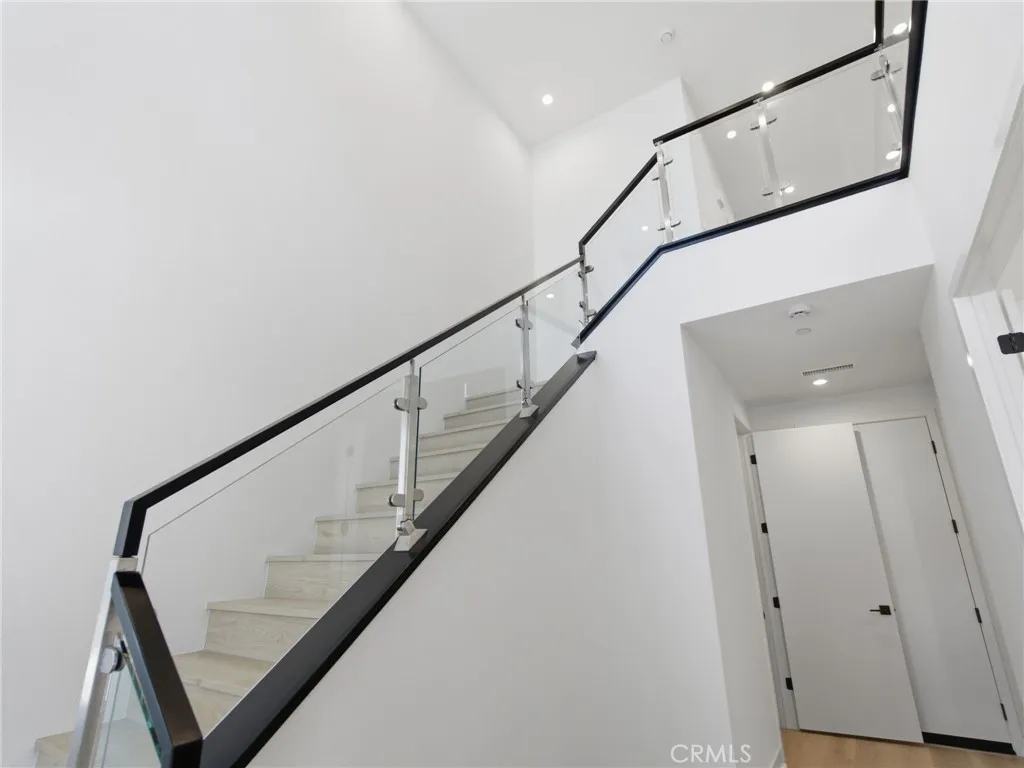 Photo #17: OC26174841 Listing: Photo #17