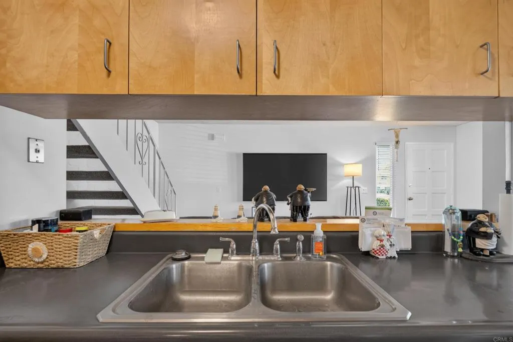 https://cdn.realtyfeed.com/cdn/127/306789572/124e8e8775e82a1ae70fe866737c2c43.webp
