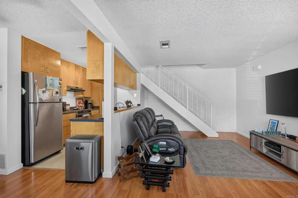 https://cdn.realtyfeed.com/cdn/127/306789572/88a6020eb805150781238ba6db1bace7.webp