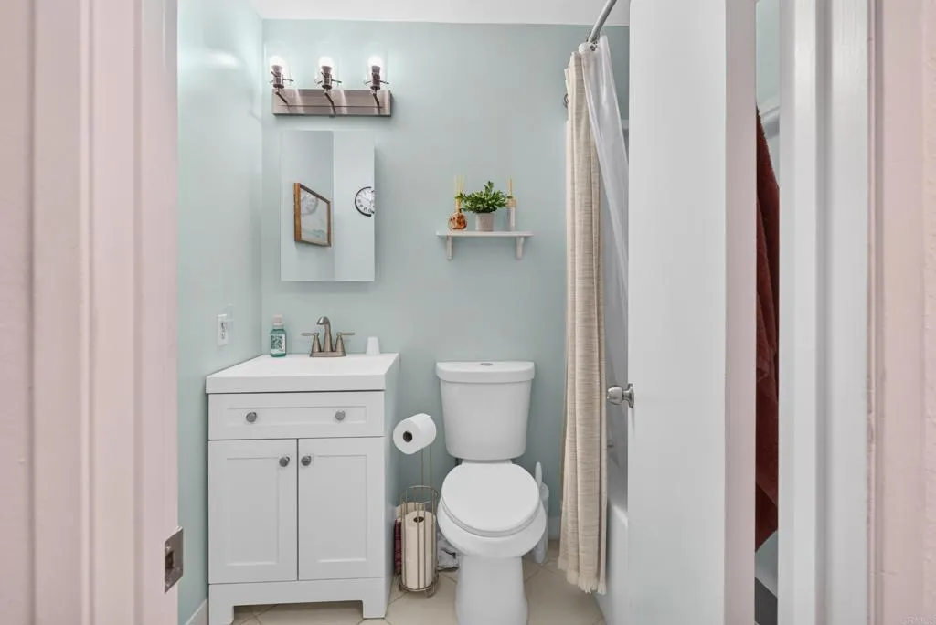 https://cdn.realtyfeed.com/cdn/127/306789572/d453643a3d8402009ef2dc1b1bfdb5fa.webp