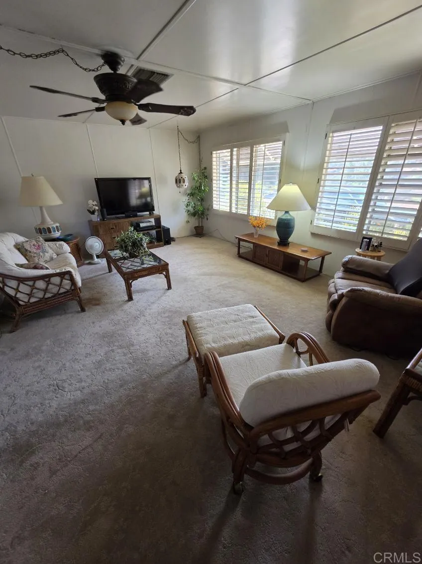 https://cdn.realtyfeed.com/cdn/127/306789658/78e2a5e488f1e691ff94f4e24a9693f9.webp