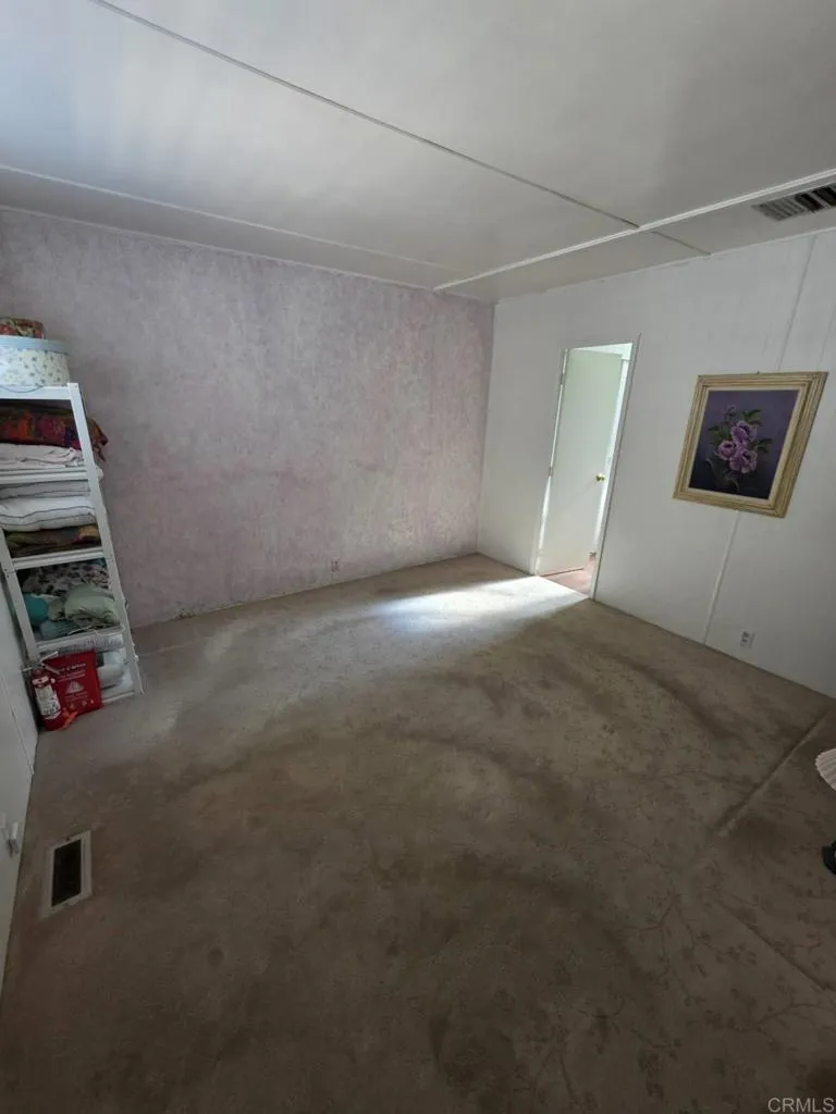 https://cdn.realtyfeed.com/cdn/127/306789658/7dfe699fa4428e18c6c1634561779fd4.webp