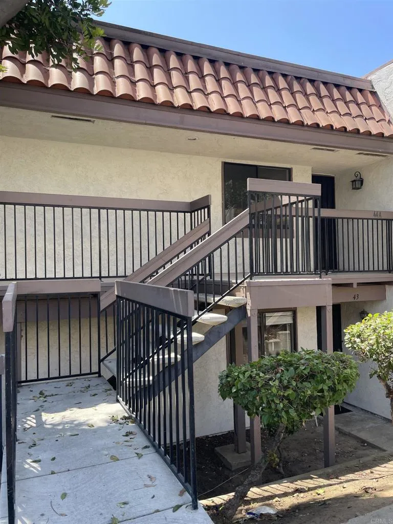 1925 Via Las Palmas Unit 44a, National City, CA 91950 - Photo 2 of 20, National City, CA