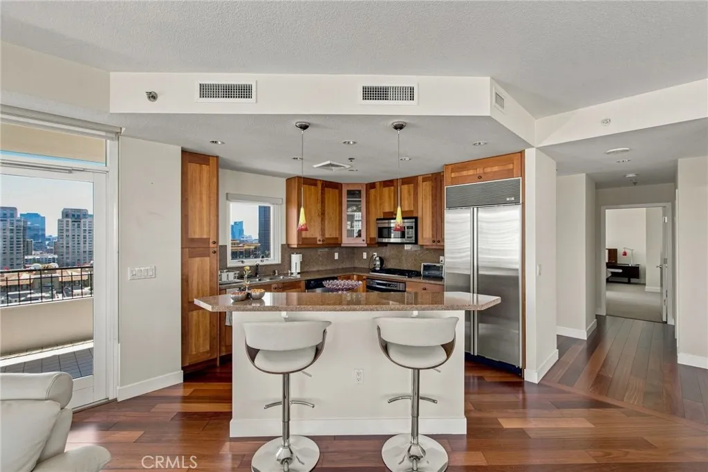 https://cdn.realtyfeed.com/cdn/127/306789679/323f987e141c0a8ba9a7bb9482247dfc.webp