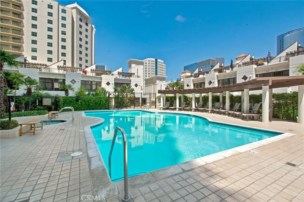 https://cdn.realtyfeed.com/cdn/127/306789679/565558ee98b6ad327c0011986188e8b5.webp