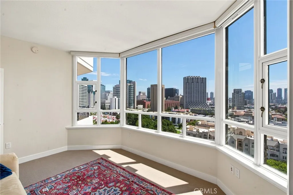 https://cdn.realtyfeed.com/cdn/127/306789679/78da7d5acf43e5a43bb34e0087cdcd89.webp