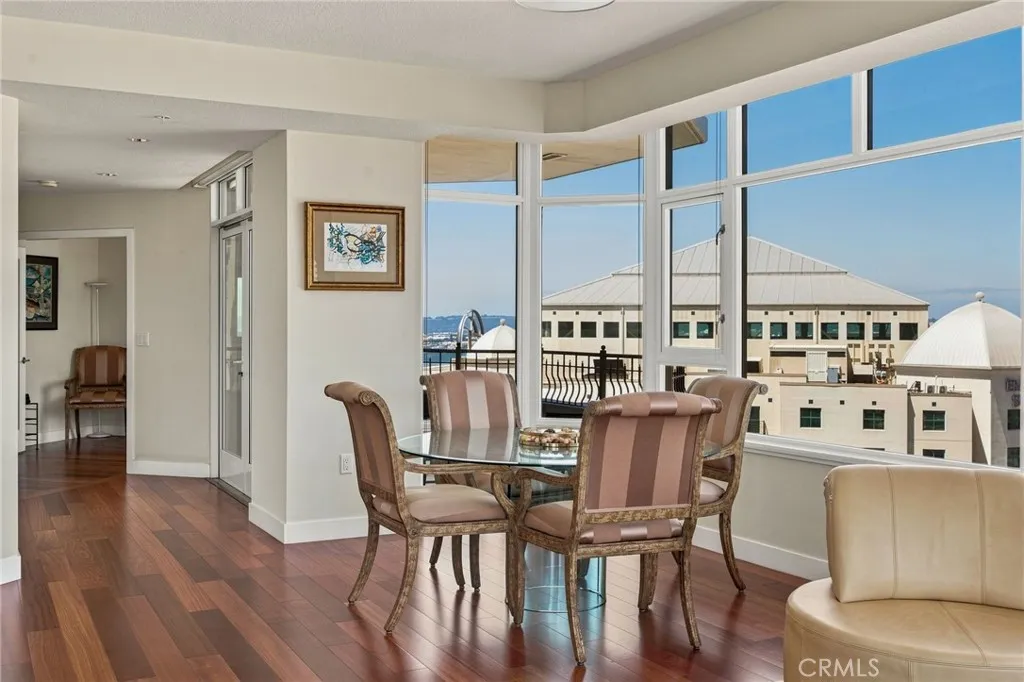 https://cdn.realtyfeed.com/cdn/127/306789679/7fb6bbdb7d06740d84b784c4a7e4b231.webp