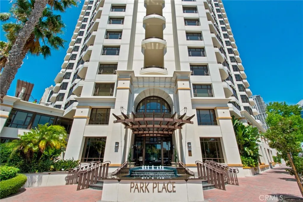 https://cdn.realtyfeed.com/cdn/127/306789679/9ca1b6ae598f447101468351c4b1c2ef.webp