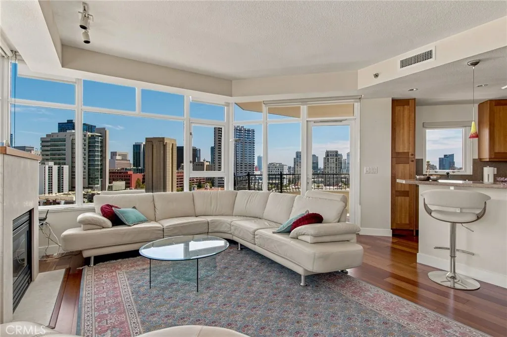 https://cdn.realtyfeed.com/cdn/127/306789679/a8262547c62bd1de9454f9ff8fc42f2a.webp