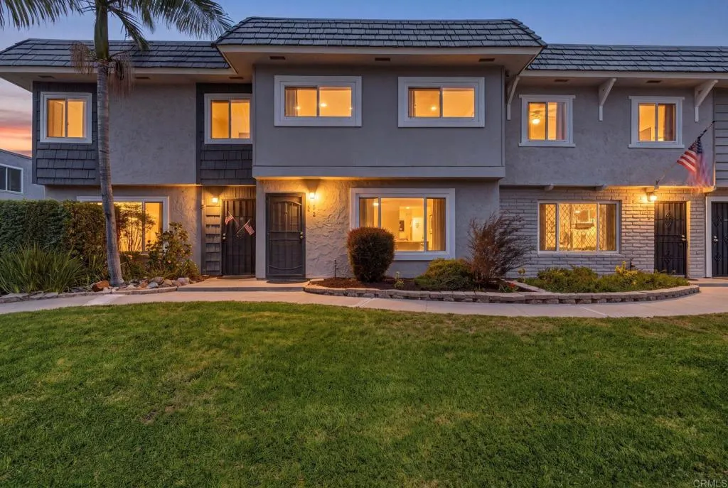 9416 Carlton Oaks Drive Unit B, Santee, CA 92071 - Main photo, Santee, CA