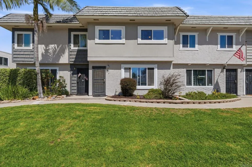 9416 Carlton Oaks Drive Unit B, Santee, CA 92071 - Photo 2 of 22, Santee, CA