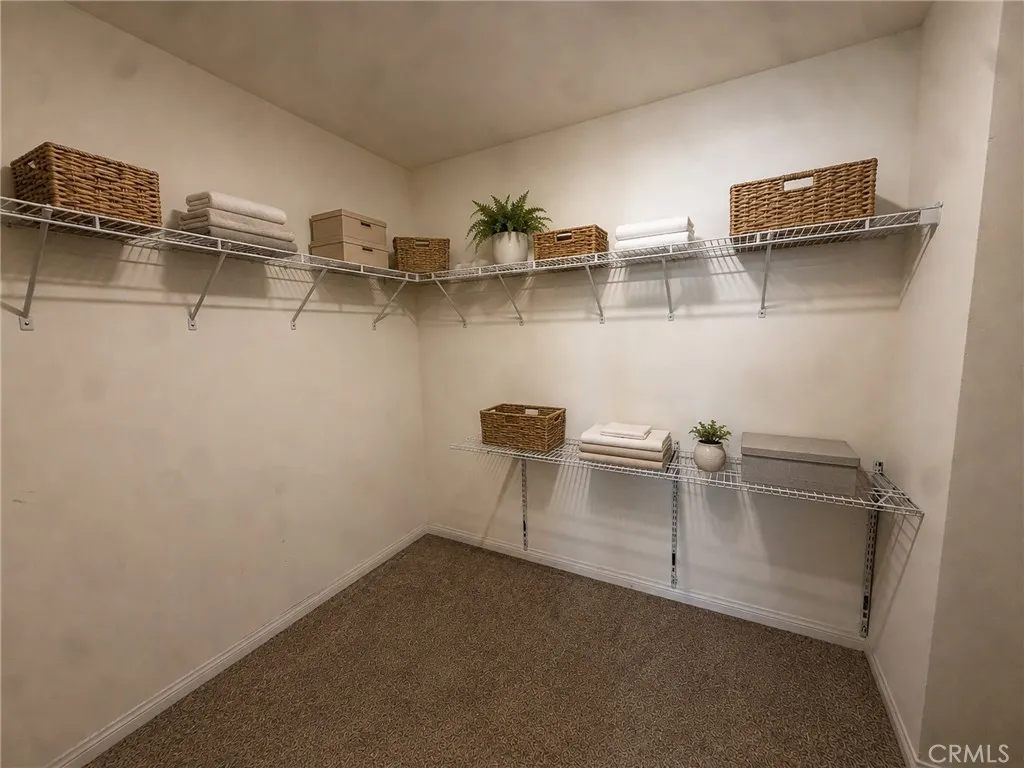 https://cdn.realtyfeed.com/cdn/127/306789732/a0007ad07d2c06d2e308f5886a9210e9.webp