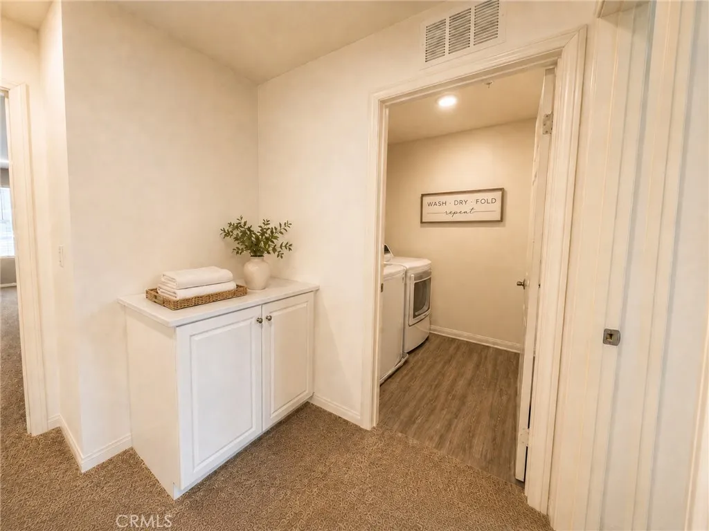 https://cdn.realtyfeed.com/cdn/127/306789732/f575462bb8092d41b42b613312c040f9.webp