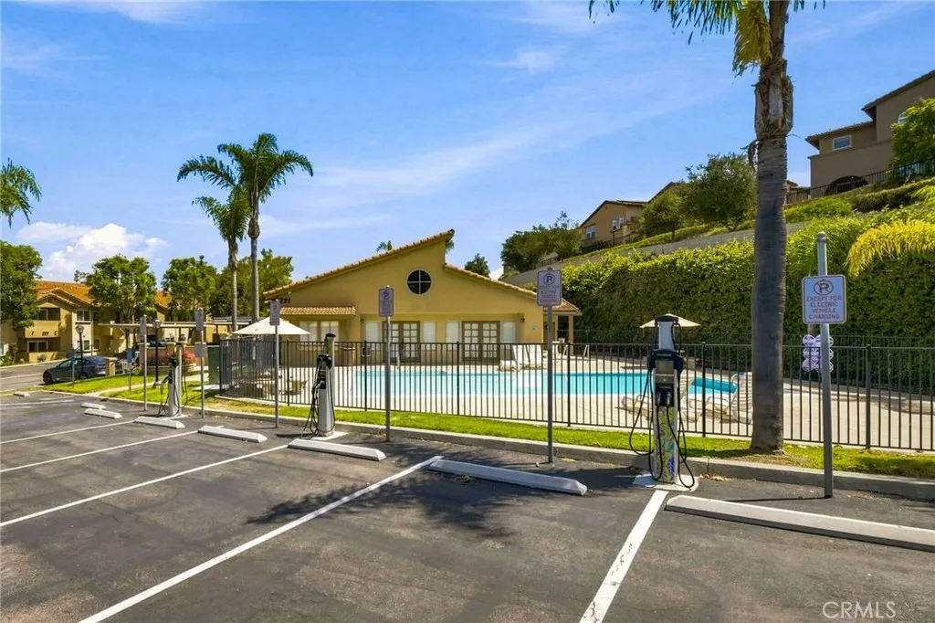 Photo #23: SW26174993 Listing: Photo #23