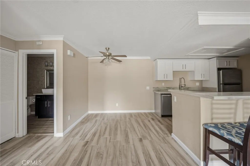 Photo #7: SW26174993 Listing: Photo #7