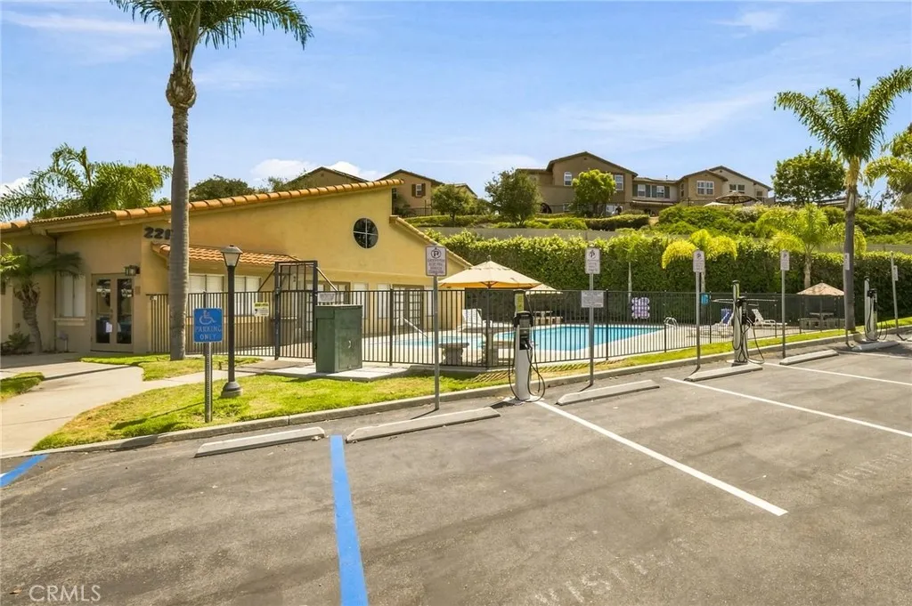 Photo #22: SW26174993 Listing: Photo #22